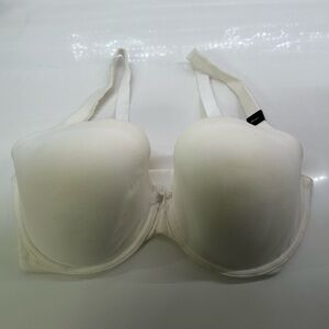 Victoria’s Secret bra 38DDD